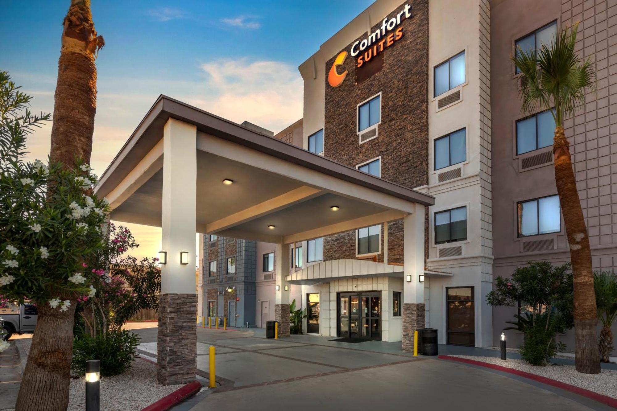 Comfort Suites Laredo Exterior foto