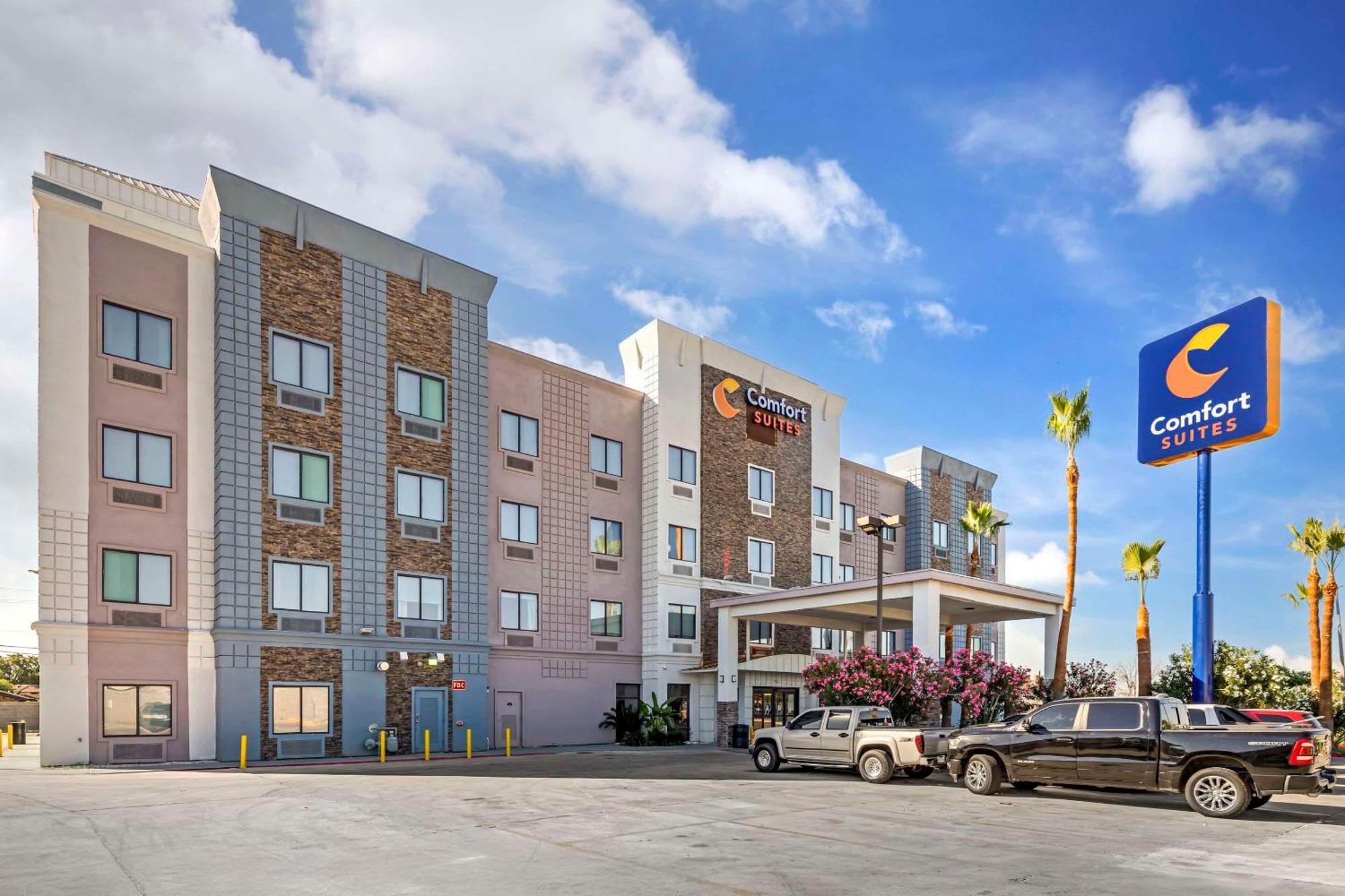 Comfort Suites Laredo Exterior foto