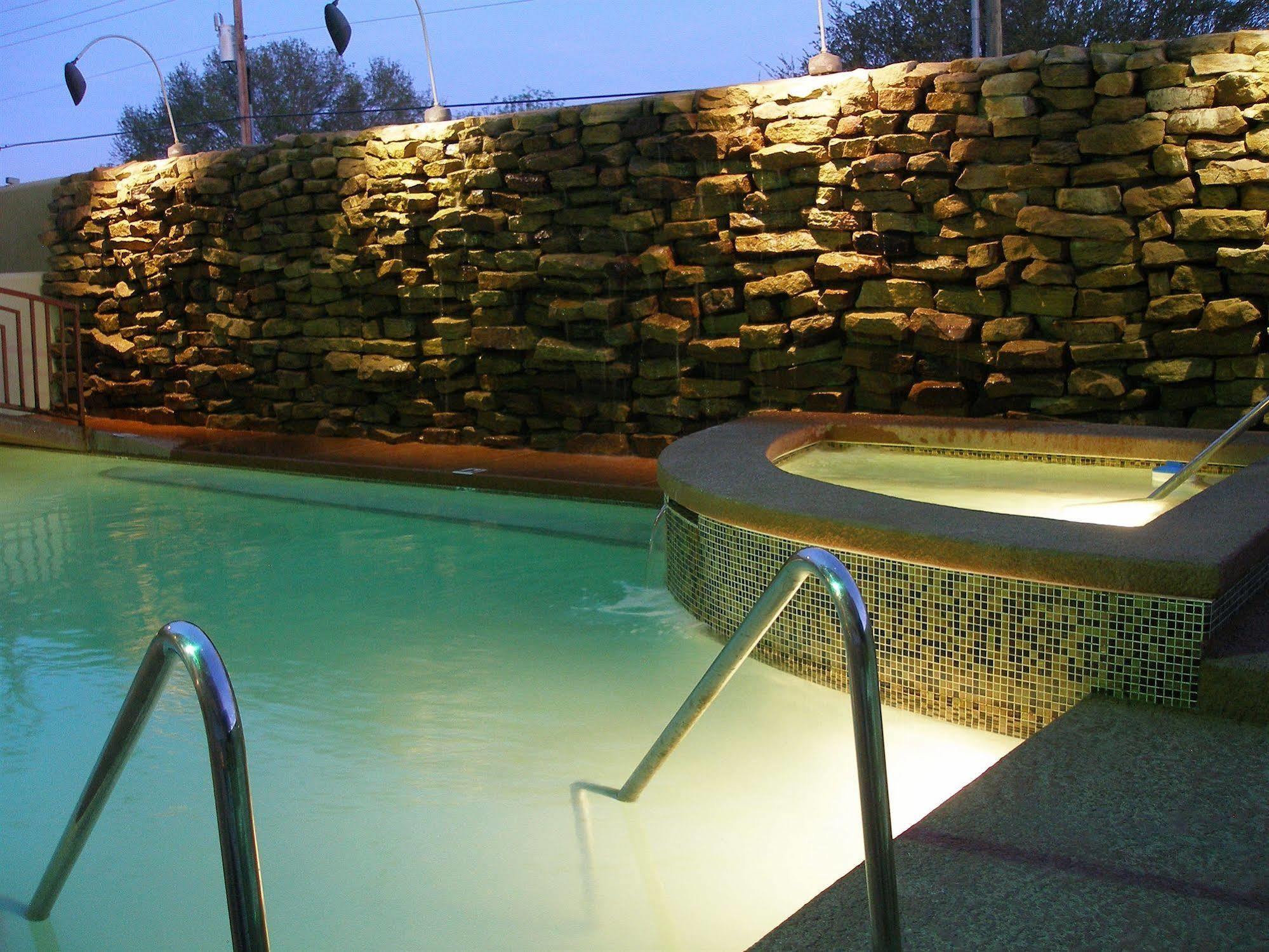 Comfort Suites Laredo Exterior foto
